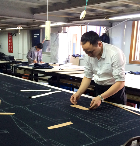 重慶服裝定制「免費量身」西服職業(yè)裝-重慶工作服定制廠家